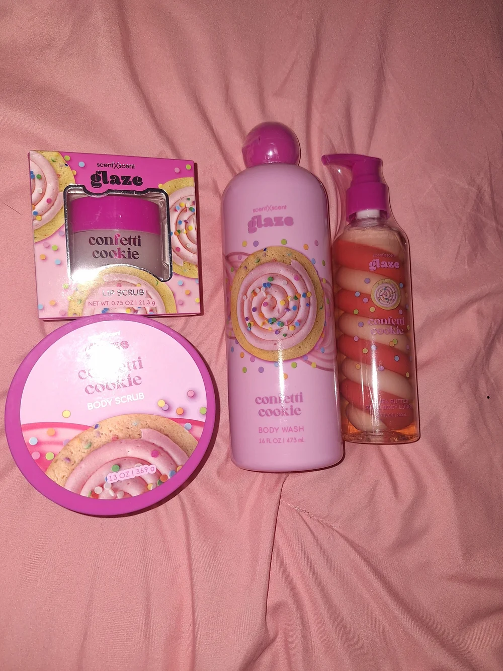 glaze Confetti Cookie Pink Body Wash & Body Scrub Set